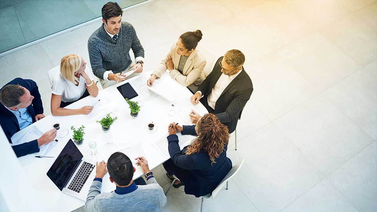 Let’s make collaboration easy team in a meeting